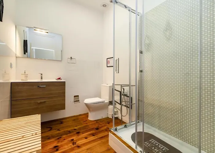 Exotic M2 R2 - Comfortable Classy Double With Shared Bath